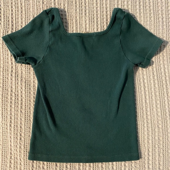 Brandy Melville Ribbed Crop Top - Picture 3 of 3
